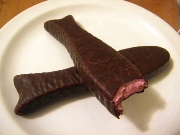chocolate_fish_1.jpg Chocolate fish 1